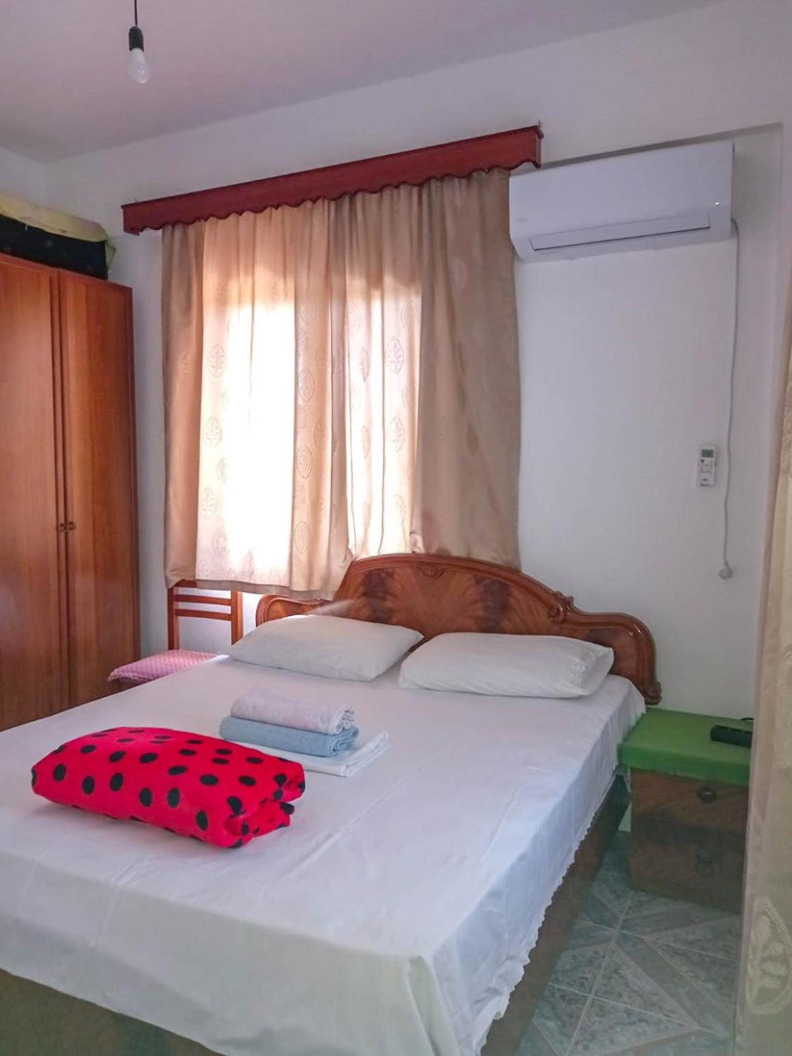 Sea View Apartments Vlore Exterior photo